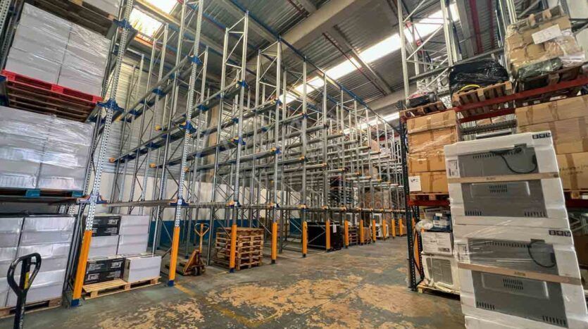 Nave industrial en venta en Cabanillas del Campo 780.000 €
