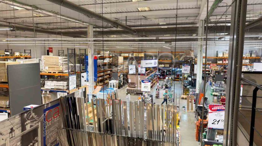 Alquiler de Nave Industrial en Getafe 7081 m²