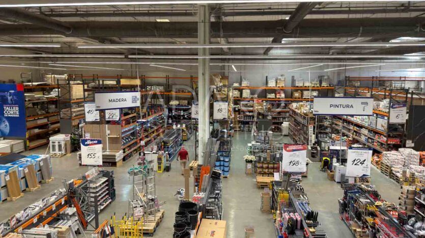 Alquiler de Nave Industrial en Getafe 7081 m²