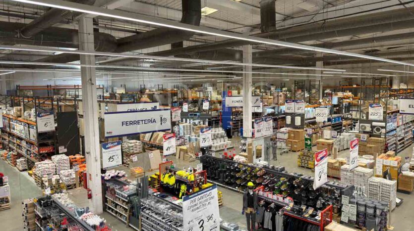 Alquiler de Nave Industrial en Getafe 7081 m²
