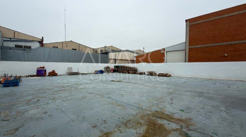 23788-San Fernando de Henares 3900 m²