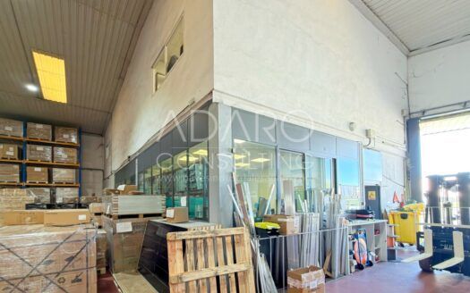 Venta de Nave Industrial en Móstoles 1.227 m²