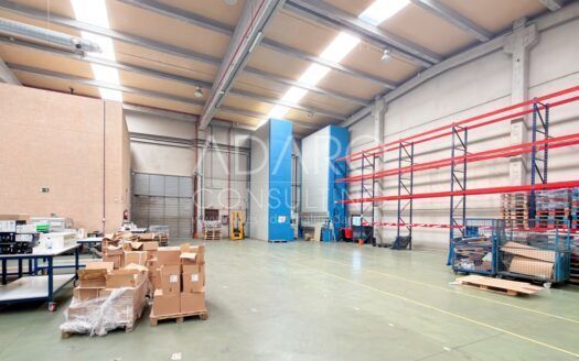Venta de Nave Industrial en Boadilla del Monte 3.065 m²