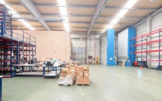 Venta de Nave Industrial en Boadilla del Monte 3.065 m²