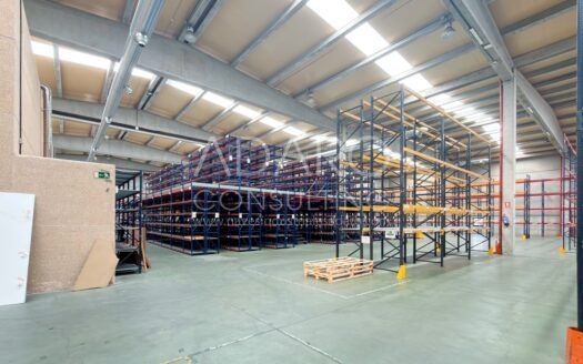 Venta de Nave Industrial en Boadilla del Monte 3.065 m²