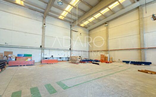 Alquiler de Nave Industrial en San Fernando de Henares 737 m²