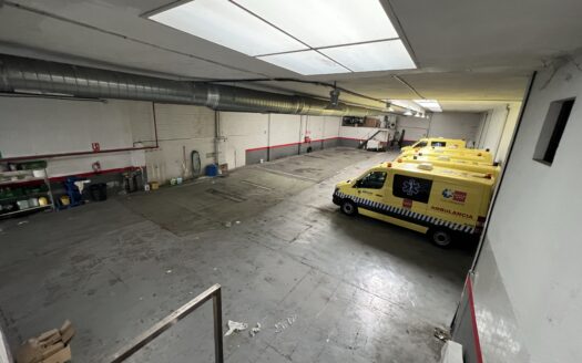 Nave industrial en venta en Getafe de 930 m²