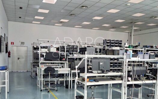 Nave industrial en alquiler en Rivas Vaciamadrid  557 m²
