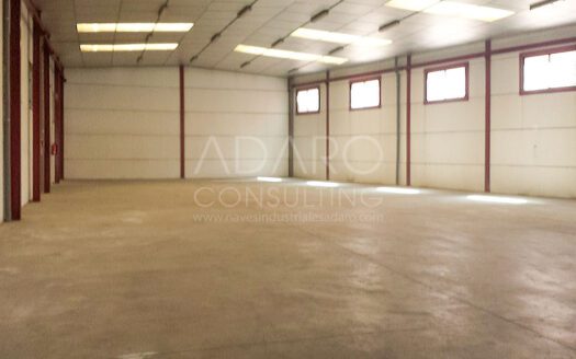 Nave industrial en venta en Humanes de Madrid de 1.016 m²