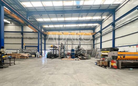 Nave industrial en venta en Daganzo de Arriba de 3.601 m²