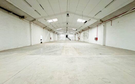 Nave industrial en venta en Pinto de 916 m²