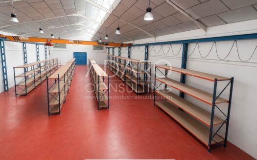 Alquiler de Nave Industrial en San Fernando de Henares 762 m²