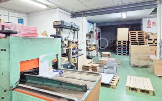 Venta de Nave Industrial en Boadilla del Monte 1.070 m²