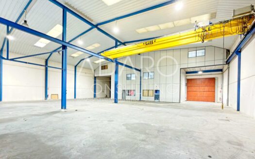 Nave industrial en alquiler en Loeches 1.034 m²